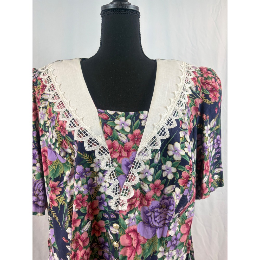 Sweet Reason Vintage Floral Midi Dress Lace Collar Pearl Buttons Navy Plus 22W - Picture 12 of 16